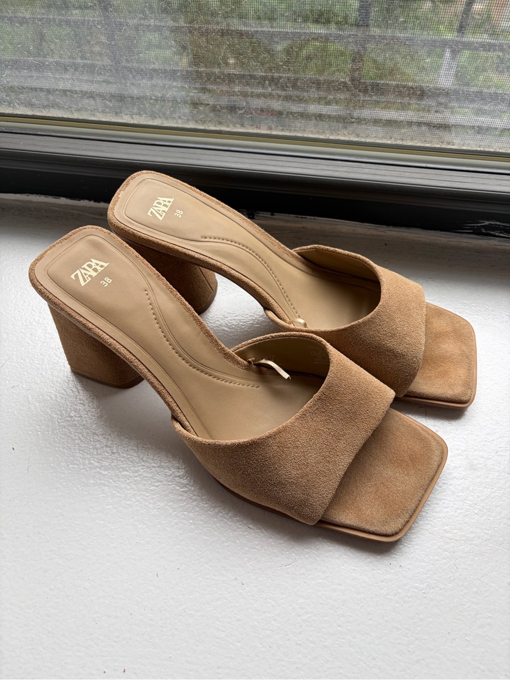 Zara Tan Suede Block Heel Mules